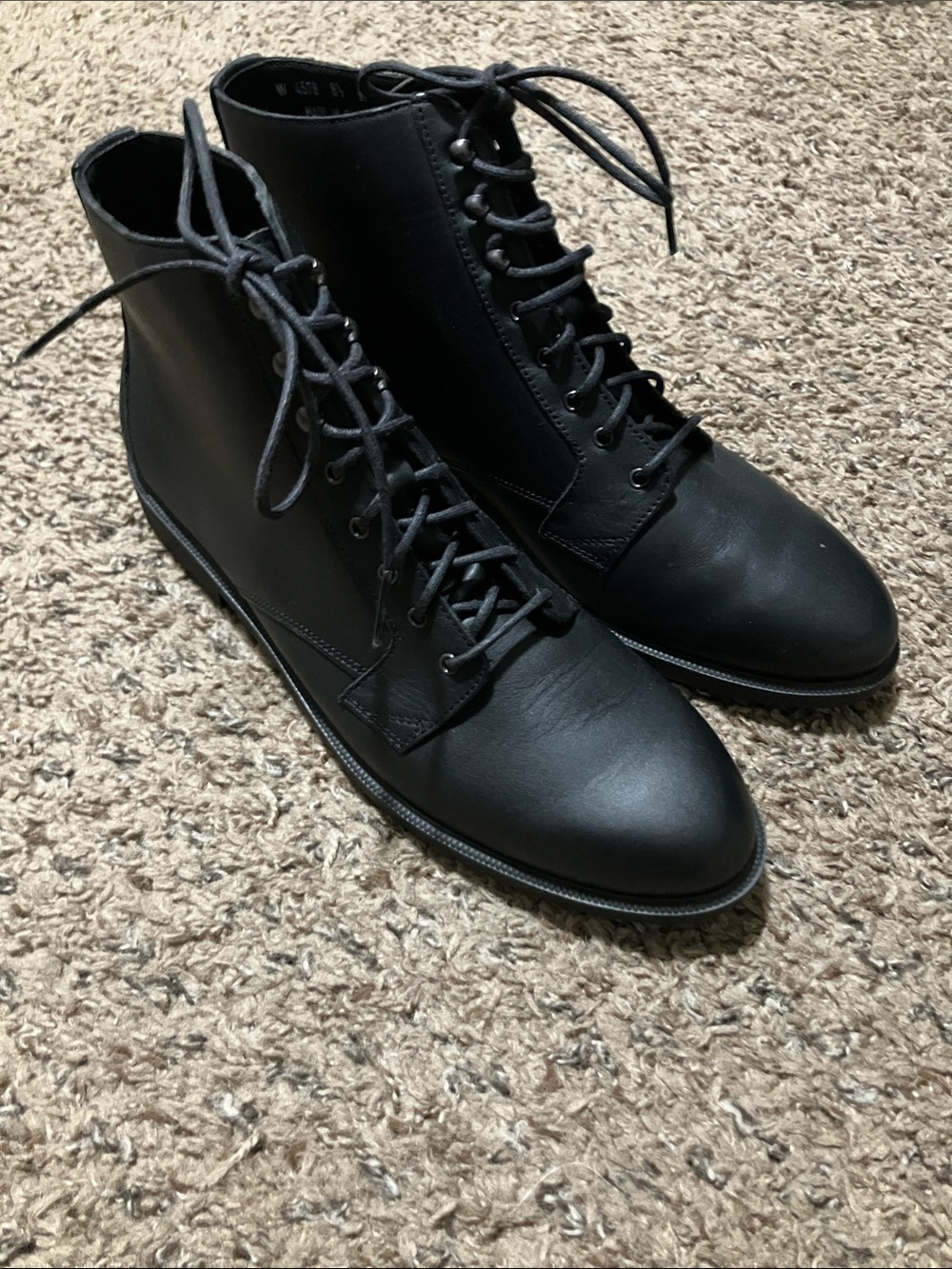Rockport Lace Up Boots Black Leather new in box 8.5